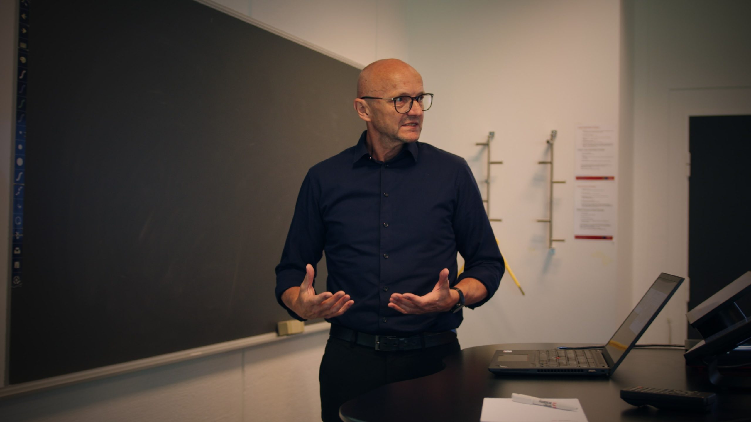 Still 2025-10-24 113413_4.1.6-min