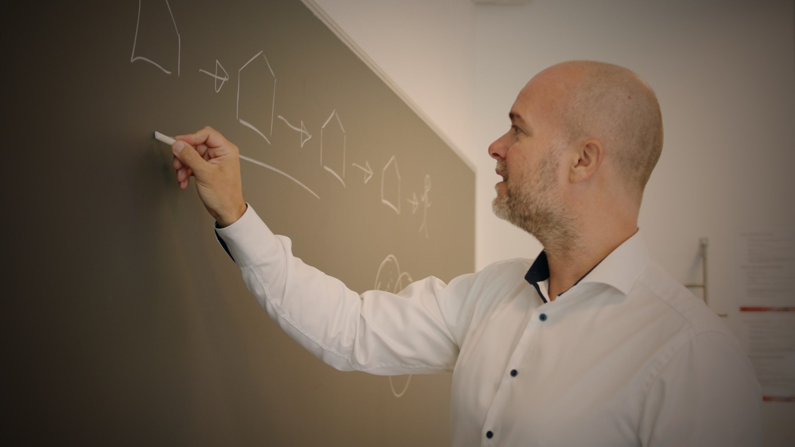 Still 2025-10-24 114415_4.1.6-min