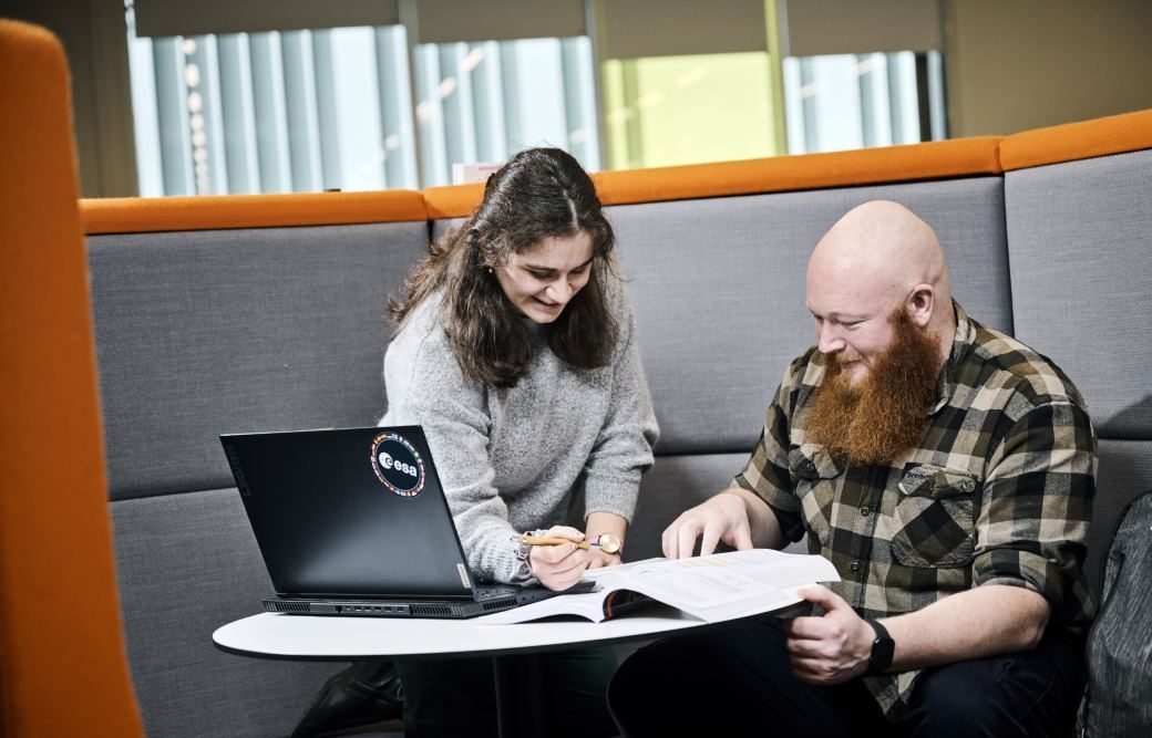 Studieambassadører på datamatiker uddannelsen i Tønder udbudt af Erhvervsakademi SydVest (Foto: Christer Holte).